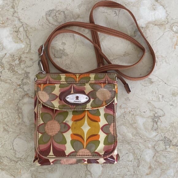 Fossil Key Per Floral Coated Canvas & Leather Cross Body Bag - Picture 5 of 15